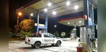 Vigilante de grifo detiene robo en Moyobamba y hiere de bala a delincuente Vigilante de grifo detiene robo en Moyobamba y hiere de bala a delincuente