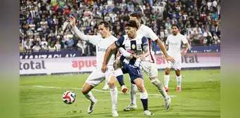 La cima es rojinegra: Alianza Lima y Melgar empatan en Matute La cima es rojinegra: Alianza Lima y Melgar empatan en Matute