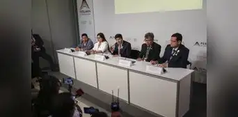 Gobernadores y alcaldes anuncian protesta contra el Congreso de la República Gobernadores y alcaldes anuncian protesta contra el Congreso de la República