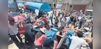 Sedapal solo tendría 100 cisternas para repartir agua durante corte masivo Sedapal solo tendría 100 cisternas para repartir agua durante corte masivo