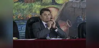 Arequipa: rechazan solicitud de vacancia del alcalde Víctor Hugo Rivera
