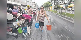 Ministra dice que un 85% de zonas tendrán agua a las 48 horas Ministra dice que un 85% de zonas tendrán agua a las 48 horas