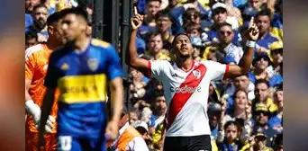 River Plate venció 2-0 a Boca Juniors con goles de Salomón Rondón y Enzo Díaz River Plate venció 2-0 a Boca Juniors con goles de Salomón Rondón y Enzo Díaz
