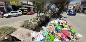 Canales de regadío afectados por lluvias y arrojo de basura en Chiclayo