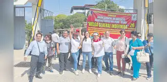 Catedráticos ya llevan 8 días en huelga y hoy se movilizan