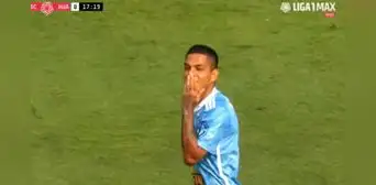 Joao Grimaldo dejó en el suelo a un rival y anotó golazo para que Cristal se ilusione con el Clausura Joao Grimaldo dejó en el suelo a un rival y anotó golazo para que Cristal se ilusione con el Clausura