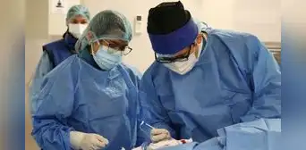 Huancayo: menor que vendía rifas para viaje de promoción sufrió accidente y médicos realizaron cirugía cerebral con éxito Huancayo: menor que vendía rifas para viaje de promoción sufrió accidente y médicos realizaron cirugía cerebral con éxito