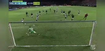 James Rodríguez fue tendencia por fallar gol frente al arco que pudo darle la victoria a su equipo