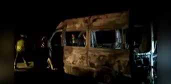 Apurímac: un fallecido y 5 heridos tras quema de vehículo que transportaba trabajadores de Sutrán Apurímac: un fallecido y 5 heridos tras quema de vehículo que transportaba trabajadores de Sutrán
