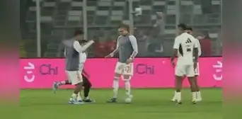 Oliver Sonne fue víctima del clásico 'camotito' en la previa del Perú vs. Chile Oliver Sonne fue víctima del clásico 'camotito' en la previa del Perú vs. Chile