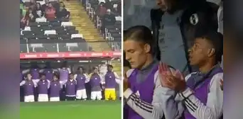 Oliver Sonne sorprendió con su emotiva interpretación del himno nacional en el Perú vs. Chile Oliver Sonne sorprendió con su emotiva interpretación del himno nacional en el Perú vs. Chile