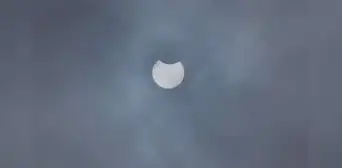 Así se vio el eclipse solar en Lima y otras regiones este sábado 14 de octubre