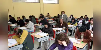 Resultados finales Nombramiento Docente: mira AQUÍ la relación completa de ganadores por región Resultados finales Nombramiento Docente: mira AQUÍ la relación completa de ganadores por región