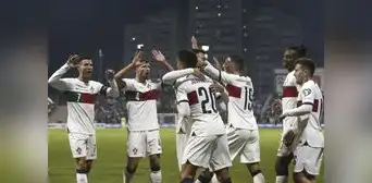 Con doblete de Cristiano Ronaldo, Portugal goleó 5-0 a Bosnia por las clasificatorias a la Eurocopa