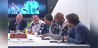Gonzalo Núñez increpó a Waldir Sáenz por hablar a sus espaldas: "Dímelo a la cara, no seas cobarde" Gonzalo Núñez increpó a Waldir Sáenz por hablar a sus espaldas: "Dímelo a la cara, no seas cobarde"