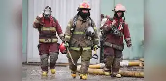 Congreso: proponen bono de S/9.900 para los bomberos Congreso: proponen bono de S/9.900 para los bomberos