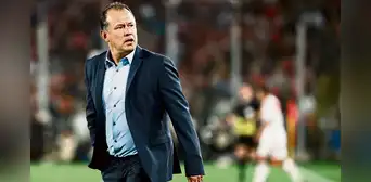 Juan Reynoso preocupa en la Blanquirroja