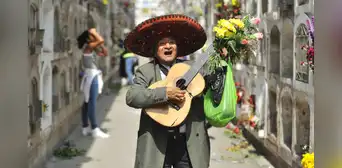 Feriado 1 de noviembre: ¿qué se celebra y por qué es día libre en el Perú? Feriado 1 de noviembre: ¿qué se celebra y por qué es día libre en el Perú?
