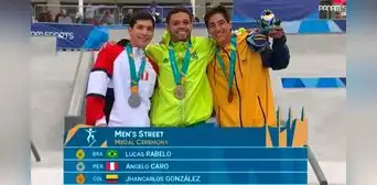 ¡Angelo Caro ganó la medalla de plata en skate y le da su cuarta presea a Perú en Santiago 2023!