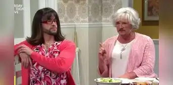 Bad Bunny y Pedro Pascal se vuelven ‘comadres’ en 'SNL': así fue su insólita escena [VIDEO]