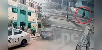 SJL: cámara de seguridad captó momento en que policía de civil disparó a hombres que intentaron asaltarlo SJL: cámara de seguridad captó momento en que policía de civil disparó a hombres que intentaron asaltarlo