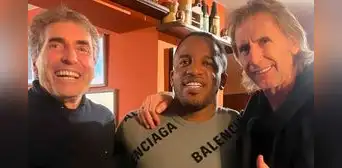 Ricardo Gareca y Jefferson Farfán tuvieron emotivo reencuentro: "Gracias por todas las enseñanzas" Ricardo Gareca y Jefferson Farfán tuvieron emotivo reencuentro: "Gracias por todas las enseñanzas"