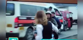 Panamericana Sur: reportera casi es atropellada en vivo cuando criticaba a conductores Panamericana Sur: reportera casi es atropellada en vivo cuando criticaba a conductores