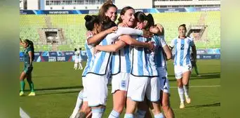 Argentina goleó 3-0 a Bolivia por fútbol femenino de los Juegos Panamericanos 2023 Argentina goleó 3-0 a Bolivia por fútbol femenino de los Juegos Panamericanos 2023