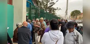 Adultos mayores denuncian maltrato en el Hospital Naylamp