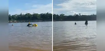 Heladero se mete en medio del río en IQUITOS para vender sus productos y sorprende: “Mis respetos” Heladero se mete en medio del río en IQUITOS para vender sus productos y sorprende: “Mis respetos”