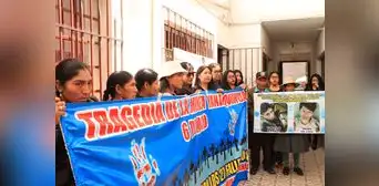 Deudos acusan olvido y maltrato tras tragedia en mina Yanaquihua de Arequipa Deudos acusan olvido y maltrato tras tragedia en mina Yanaquihua de Arequipa