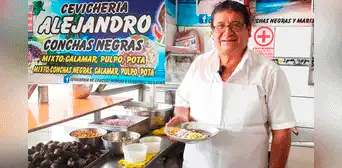 Alejandro, el peruano que conquista los paladares de los chalacos con su exquisito CEVICHE de conchas negras