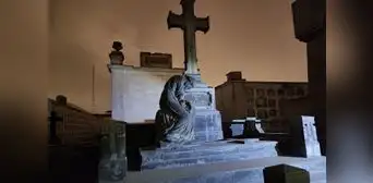 Cementerio Presbítero Maestro: un tour nocturno por la historia y el misticismo limeño