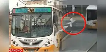 San Juan de Lurigancho: menor sobrevive luego de ser atropellado por autobús