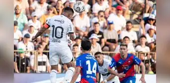 Olimpia empató 1-1 ante Cerro Porteño: el 'Ciclón' se aleja del Torneo Clausura paraguayo Olimpia empató 1-1 ante Cerro Porteño: el 'Ciclón' se aleja del Torneo Clausura paraguayo