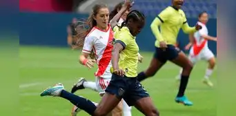Ecuador venció 2-0 a Perú en amistoso internacional por fútbol femenino Ecuador venció 2-0 a Perú en amistoso internacional por fútbol femenino