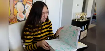 Fue acusada de fingir discapacidad y ahora muestra su rara enfermedad: “El dolor es muy fuerte”