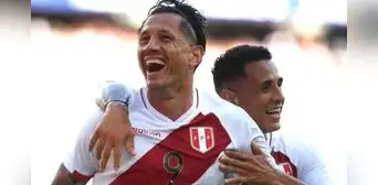 Yoshimar Yotún se rinde ante Lapadula tras su regreso después de 4 meses sin jugar: "Está loco ese"