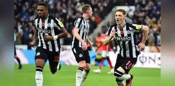 Newcastle venció 1-0 a Arsenal en un polémico partido por la Premier League 2023/24