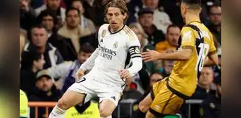 Real Madrid empató de local ante Rayo Vallecano y quedó como escolta en LaLiga de España Real Madrid empató de local ante Rayo Vallecano y quedó como escolta en LaLiga de España