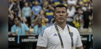 Jorge Almirón renunció como DT de Boca Juniors tras perder la final de Copa Libertadores Jorge Almirón renunció como DT de Boca Juniors tras perder la final de Copa Libertadores