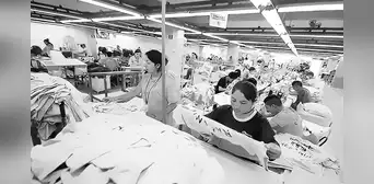 Precios y producción 2023, por Kurt Burneo Precios y producción 2023, por Kurt Burneo