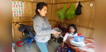 Jefas del hogar tendrán acceso preferente a educación, salud y capacitación empresarial