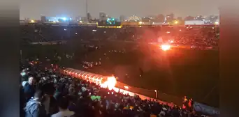 Alianza Lima apagó las luces del estadio e hinchas se metieron tras perder 2-0 con Universitario
