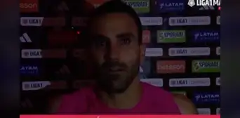 José Carvallo rompe en llanto y anuncia que se retira de Universitario tras salir campeón José Carvallo rompe en llanto y anuncia que se retira de Universitario tras salir campeón