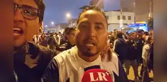Hinchas de Alianza Lima reaccionan afuera de Matute tras perder el título: "Renuncia, Larriera" Hinchas de Alianza Lima reaccionan afuera de Matute tras perder el título: "Renuncia, Larriera"