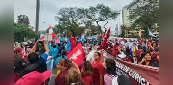 Huelga indefinida de profesionales de salud: ¿qué grupos participarán y cuáles son sus demandas?