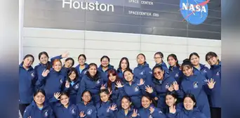 ¡Orgullo! Niñas peruanas se gradúan en sede de la NASA tras participar en programa científico