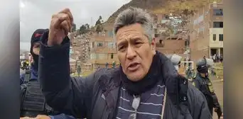 Puno: la 'jugada' de Enrique Calmet para evitar que fiscalía incaute casas Puno: la 'jugada' de Enrique Calmet para evitar que fiscalía incaute casas