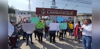 Padres de familia exigen se entregue nueva infraestructura de colegio 11014 de Chiclayo